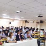 Học sinh hào hứng tham gia hội thảo chuyên đề “ Thiết lập mục tiêu và tạo động lực”