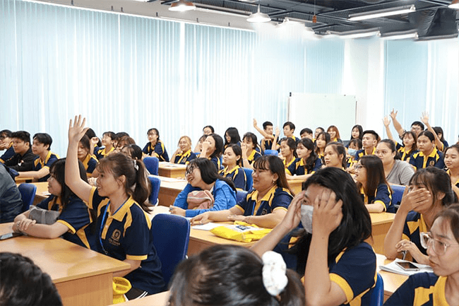 Tìm hiểu về Đại học Gia Định Cơ hội vàng cho sinh viên Việt Nam